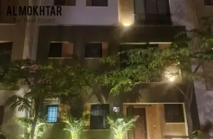 Townhouse - 5 Bedrooms - 4 Bathrooms for sale in Westown - Sheikh Zayed Compounds - Sheikh Zayed City - Giza