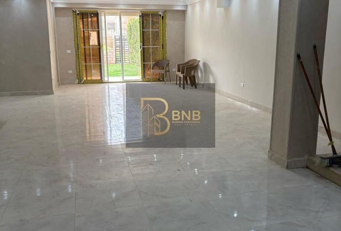 8388618 - Property Image 2