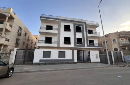 بناية كاملة - 8 غرف نوم - 8 حمامات للبيع في البنفسج 5 - البنفسج - مدينة القاهرة الجديدة - القاهرة