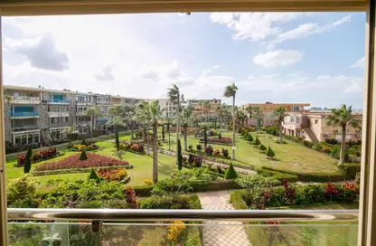 Chalet - 2 Bedrooms - 1 Bathroom for sale in Corniche Al Maamoura - Al Maamoura - Hay Than El Montazah - Alexandria