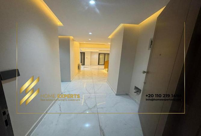 8303284 - Property Image 2