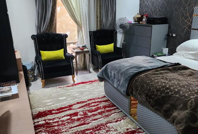 8185934 - Property Image 2