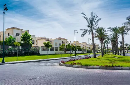 Villa - 7 Bedrooms - 7+ Bathrooms for sale in Gardenia Park - Al Motamayez District - 6 October City - Giza
