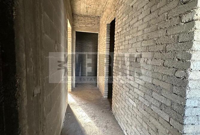 8450211 - Property Image 3