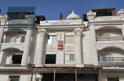 Apartment - 3 Bedrooms - 3 Bathrooms for sale in El Nady District - Shorouk City - Cairo