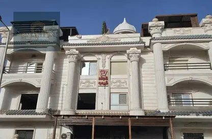 Apartment - 3 Bedrooms - 3 Bathrooms for sale in El Nady District - Shorouk City - Cairo