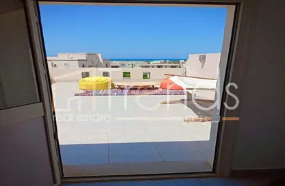 شاليه - 3 غرف نوم - 2 حمامات للبيع في أمواج - سيدي عبد الرحمن - الساحل الشمالي
