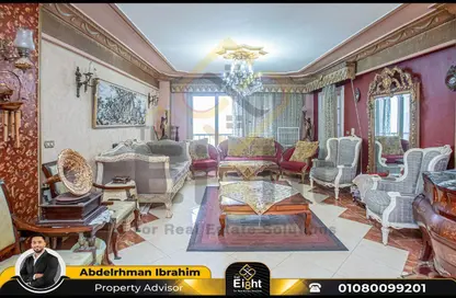 Apartment - 3 Bedrooms - 1 Bathroom for rent in Abdelhamid Al Abady St. - Roushdy - Hay Sharq - Alexandria