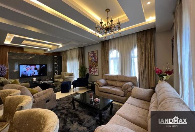 7439551 - Property Image 2