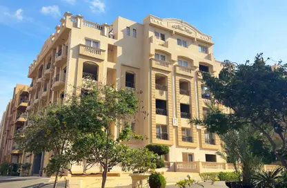 Apartment - 2 Bedrooms - 2 Bathrooms for sale in Al Ashrafiya - North Investors Area - New Cairo City - Cairo