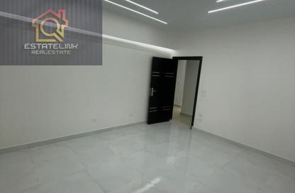 Apartment - 3 Bedrooms - 2 Bathrooms for rent in South Lotus - El Lotus - New Cairo City - Cairo