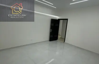 Apartment - 3 Bedrooms - 2 Bathrooms for rent in South Lotus - El Lotus - New Cairo City - Cairo