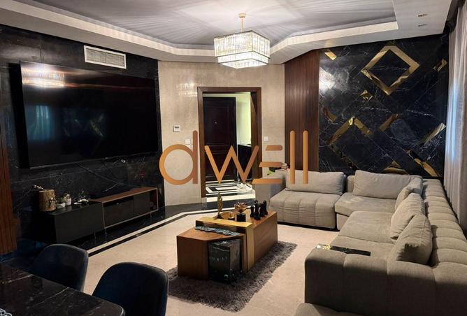 8246011 - Property Image 2