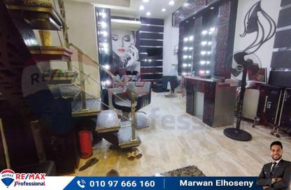 محل تجاري - استوديو - 1 حمام للبيع في طريق جمال عبد الناصر ( ابو قير ) - جناكليس - حي شرق - الاسكندرية