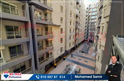 شقة - 3 غرف نوم - 2 حمامات للبيع في شارع القاسم-طريق مصطفى كامل - المنتزة - حي ثان المنتزة - الاسكندرية