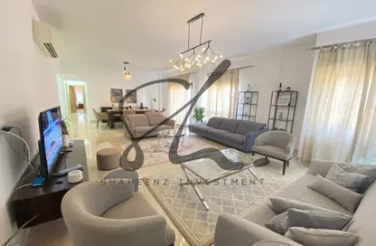 Apartment - 3 Bedrooms - 3 Bathrooms for sale in Moon Residences - Fifth Square - The 5th Settlement - New Cairo City - Cairo