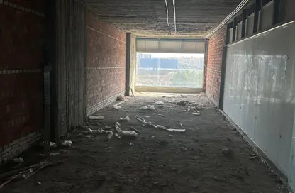 محل تجاري - استوديو للايجار في ذا جيت بلازا مول - الحي العاشر - الشيخ زايد - الجيزة