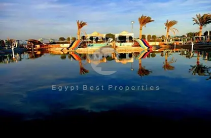 Chalet - 2 Bedrooms - 2 Bathrooms for sale in Makadi Beach - Makadi - Hurghada - Red Sea