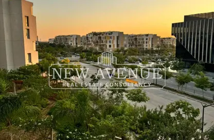 Apartment - 2 Bedrooms - 3 Bathrooms for sale in Eastown - 5th Settlement Compounds - The 5th Settlement - New Cairo City - Cairo