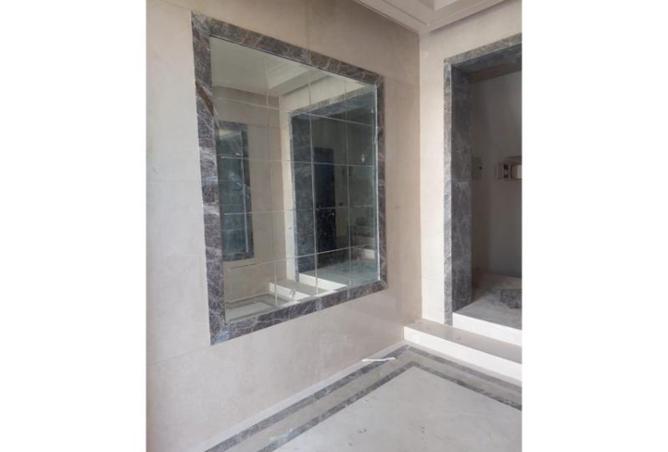 8315034 - Property Image 2