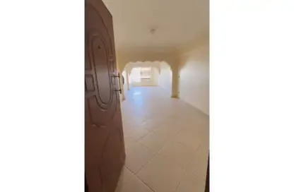 Apartment - 2 Bedrooms - 2 Bathrooms for rent in Zaker Hussein St. - Al Hadiqah Al Dawliyah - 7th District - Nasr City - Cairo