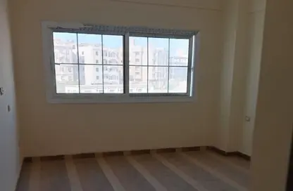 Apartment - 3 Bedrooms - 3 Bathrooms for rent in South Lotus - El Lotus - New Cairo City - Cairo