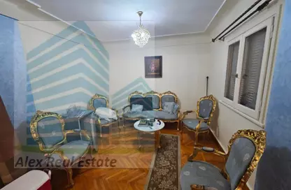 شقة - 2 غرف نوم - 1 حمام للايجار في شارع عمر لطفي - سبورتنج - حي شرق - الاسكندرية