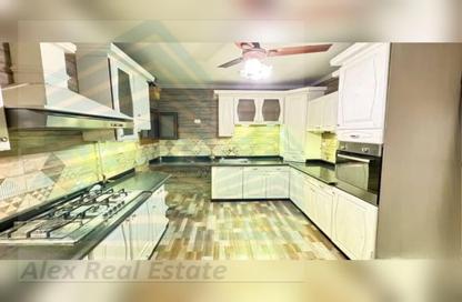 Apartment - 4 Bedrooms - 3 Bathrooms for rent in San Stefano Grand Plaza - San Stefano - Hay Sharq - Alexandria