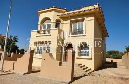 Villa - 6 Bedrooms - 6 Bathrooms for sale in Hyde Park - 5th Settlement Compounds - The 5th Settlement - New Cairo City - Cairo