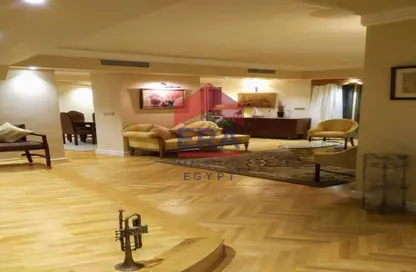 Duplex - 3 Bedrooms - 3 Bathrooms for rent in Street 151 - Maadi - Hay El Maadi - Cairo
