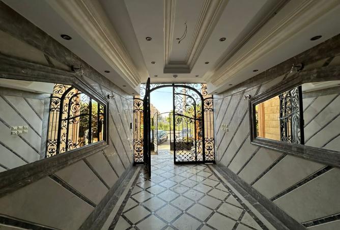 8076688 - Property Image 2