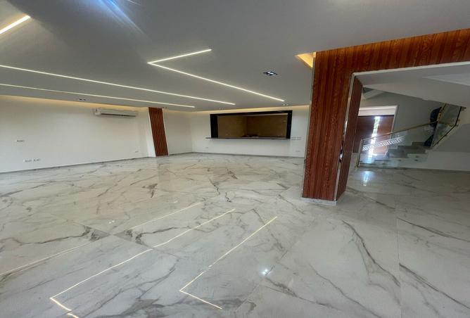 7982571 - Property Image 2