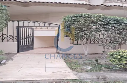 Apartment - 2 Bedrooms - 1 Bathroom for sale in District 3 - The 5th Settlement - New Cairo City - Cairo
