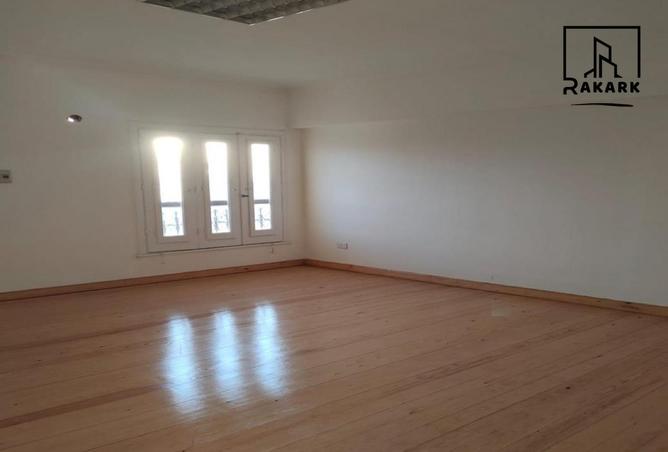 8117954 - Property Image 3