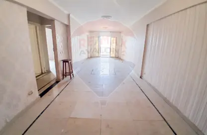Apartment - 3 Bedrooms - 3 Bathrooms for sale in Smouha - Hay Sharq - Alexandria