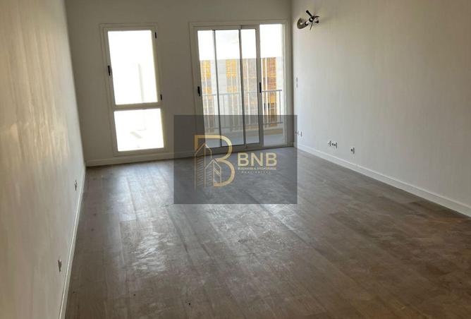 8240034 - Property Image 2