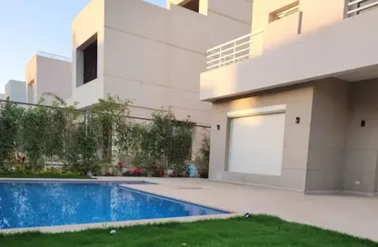 منزل مزدوج - 4 غرف نوم - 5 حمامات للبيع في اتريو - كمبوندات الشيخ زايد - الشيخ زايد - الجيزة