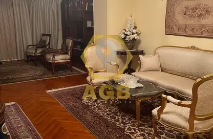 Apartment - 3 Bedrooms - 3 Bathrooms for sale in Al Sheikh Saleh Mousa St. - Mohandessin - Giza