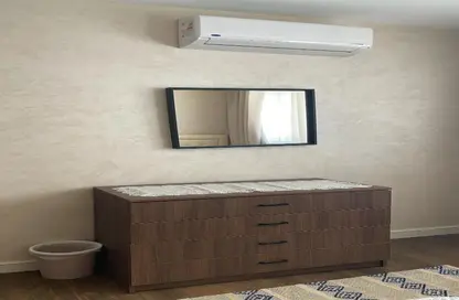 Apartment - 2 Bedrooms - 2 Bathrooms for sale in Lake View Residence - 5th Settlement Compounds - The 5th Settlement - New Cairo City - Cairo