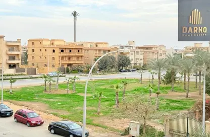 Apartment - 4 Bedrooms - 3 Bathrooms for sale in West Somid Road - West Somid - 6 October City - Giza