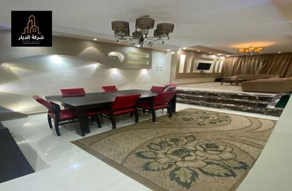 شقة - 2 غرف نوم - 1 حمام للايجار في شارع شهاب - المهندسين - الجيزة