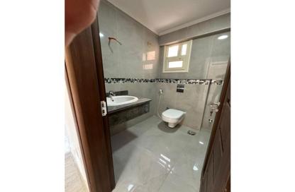 Apartment - 3 Bedrooms - 3 Bathrooms for sale in South Teseen St. - The 5th Settlement - New Cairo City - Cairo