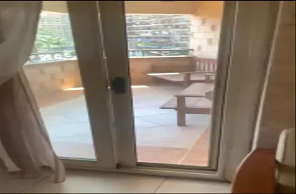 Apartment - 2 Bedrooms - 2 Bathrooms for sale in Al Mesaha St. - Dokki - Giza
