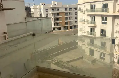 Apartment - 3 Bedrooms - 2 Bathrooms for sale in Mountain View October Park - 6th District - 6 October City - Giza