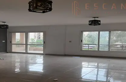 Apartment - 2 Bedrooms - 2 Bathrooms for sale in Madinaty - Cairo