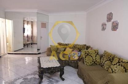 Apartment - 3 Bedrooms - 2 Bathrooms for sale in Al Tadhiya St. - Triumph Square - El Nozha - Cairo