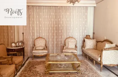 فيلا - 4 غرف نوم - 5 حمامات للبيع في زايد 2000 - الحي الرابع - الشيخ زايد - الجيزة