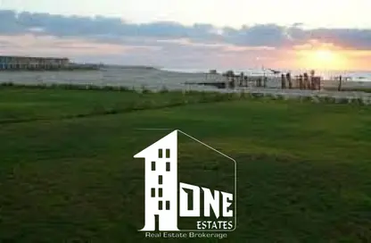 فيلا - 6 غرف نوم - 5 حمامات للبيع في تلال العلمين - سيدي عبد الرحمن - الساحل الشمالي