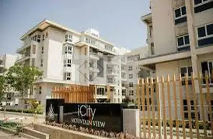 Apartment - 2 Bedrooms - 3 Bathrooms for sale in Mountain View iCity October - 6 October Compounds - 6 October City - Giza