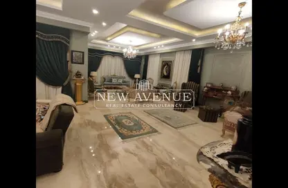 Villa - 4 Bedrooms - 6 Bathrooms for sale in Fountain Park - 5th Settlement Compounds - The 5th Settlement - New Cairo City - Cairo